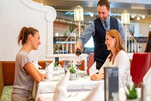 jufa_alpenhotel_saalbach_060919_13336_14.JPG
