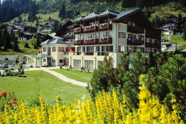 sleiten_vital-alpin_wald_im_pinzgau_230315_13504_3.JPG