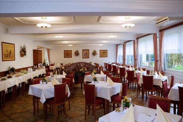 zur_klause_bad_hall_850051545_100322_34480_16.JPG